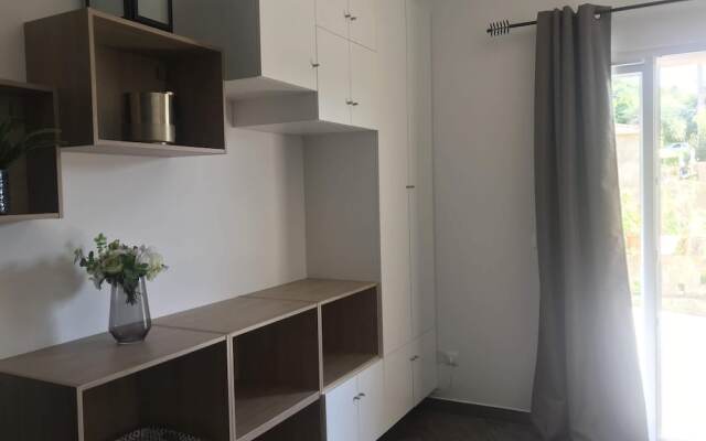 Chic & Comfortable apartment near sea