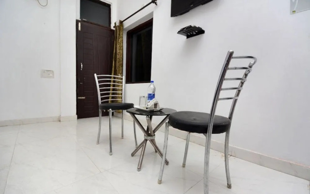 Oyo 27801 Kings Landing