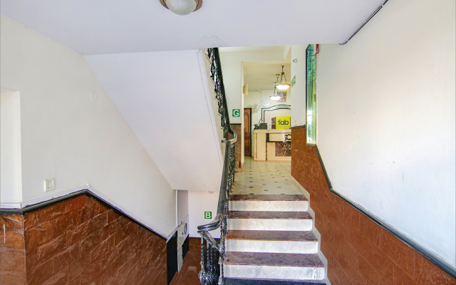 Fabhotel Singh Suite