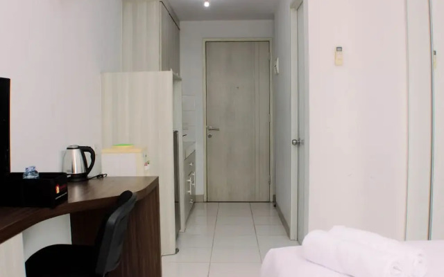 Warm And Simply Studio Room At Azalea Suites Apartment
