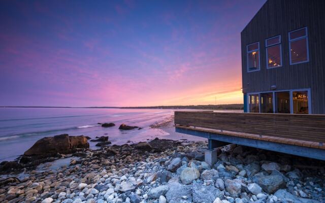 The Quarterdeck Resort