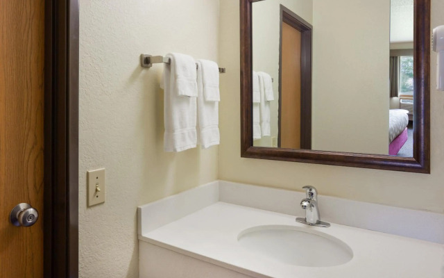 AmericInn by Wyndham Red Wing