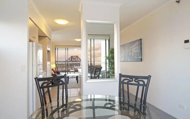 Astra Apartments Brisbane CBD