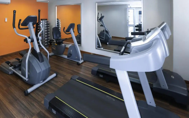 Garden Court Nelson Mandela Boulevard