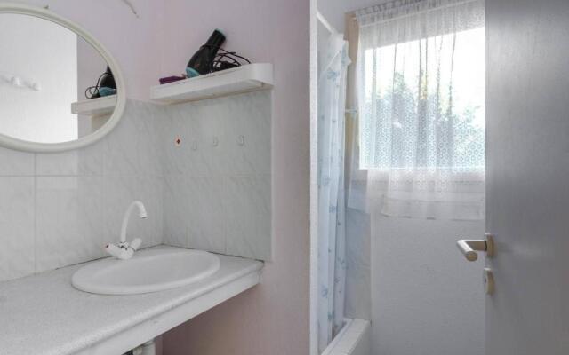 Appartement Esquièze-Sère, 3 pièces, 5 personnes - FR-1-402-37