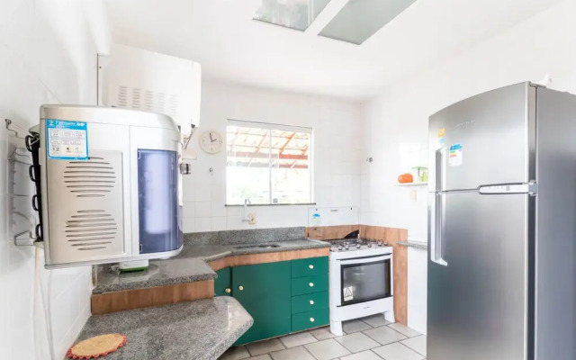 GB40 Excelente Casa 4 Suítes Guarajuba