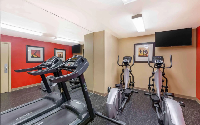 Suburban Studios Copley Akron West