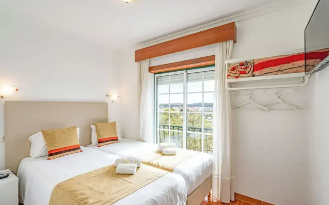 Residencial Padre Pio by Umbral