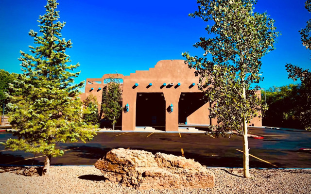 Taos Valley Lodge
