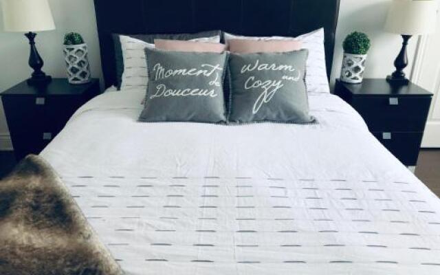 Condo Vélo-Golf-Ski Montagne Bromont - NAVETTE INCLUSE EN HIVER!