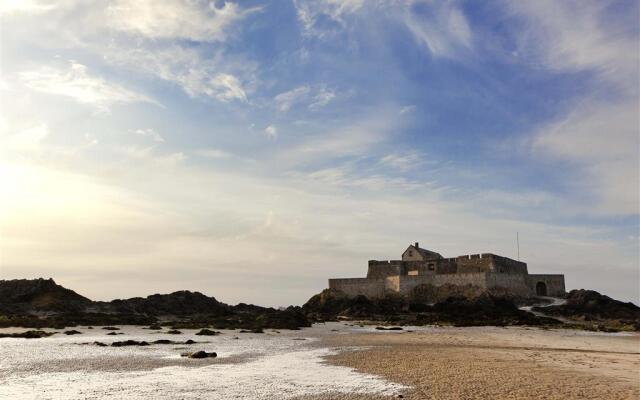 ibis Saint Malo La Madeleine