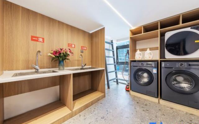 Yunjing Hotel (Kunming South High-speed Railway Station)