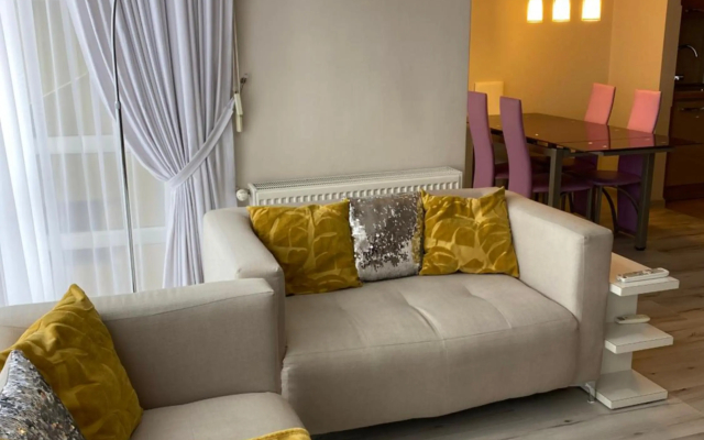 Apartament AVANA