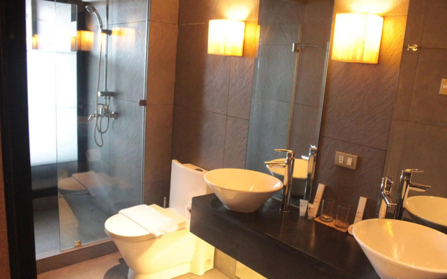 Soleste Suites