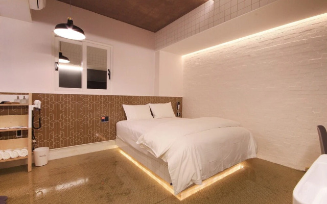 Daegu Duryu Hotel Temperature