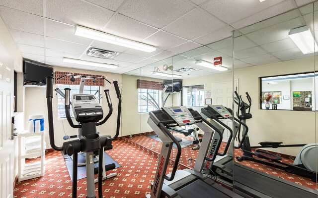 Quality Inn near SeaWorld - Lackland