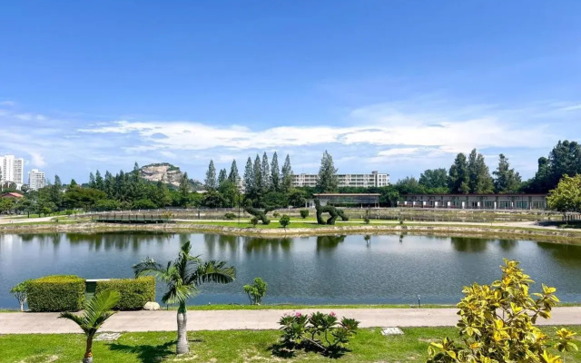The Kaset, Hua Hin