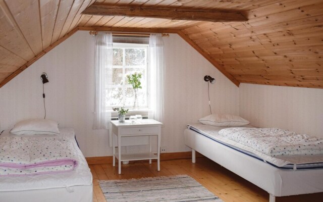 Amazing Home in Vimmerby With 2 Bedrooms