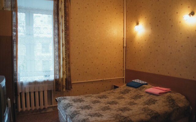 Guest House, Hotel