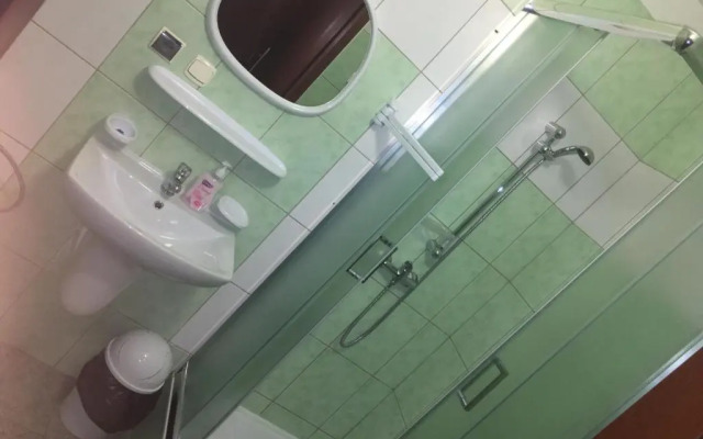 Gospoda U 7 Zbojow