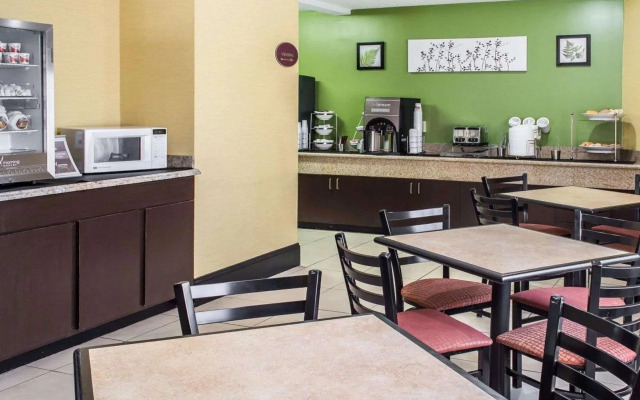 Sleep Inn Wytheville I-77 and I-81