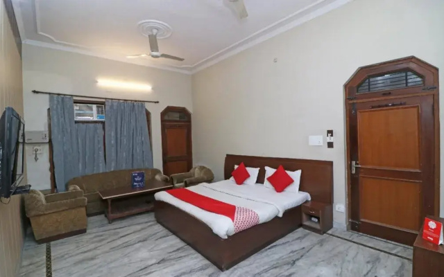 Hotel Sweet Home By OYO Rooms