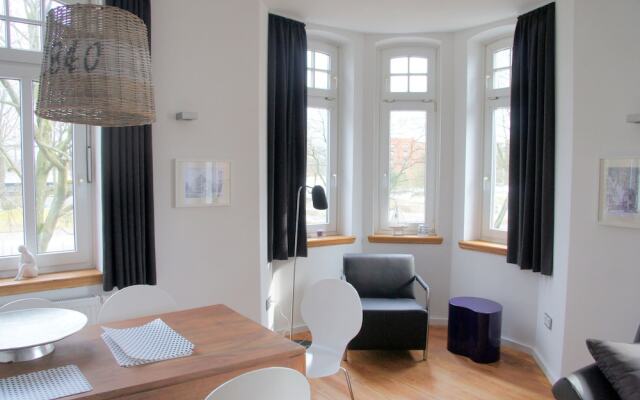 Apartment 1690