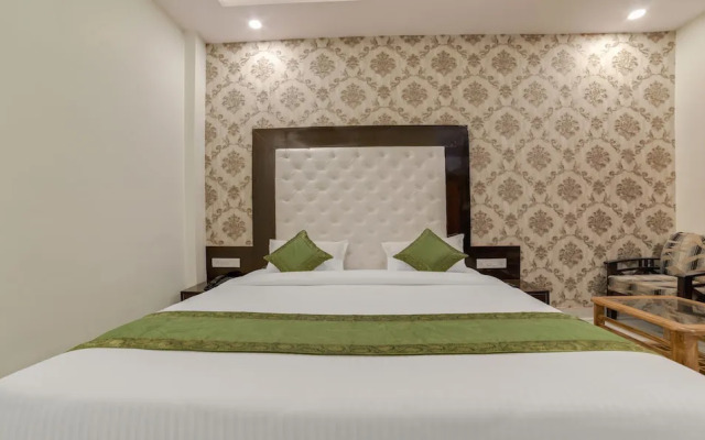 Treebo G K Residency Near Dehradun Railway Station