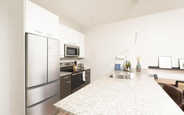 Flexhome Walker's Point 1BR Q2