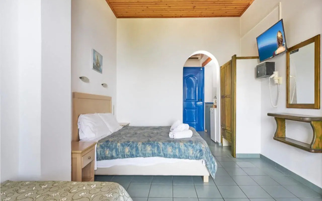 Dionysos Apartments