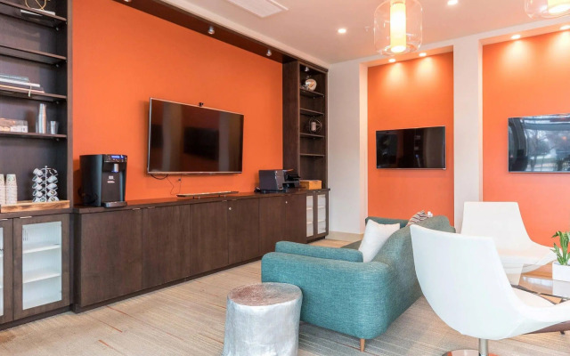 Global Luxury Suites at Tasman
