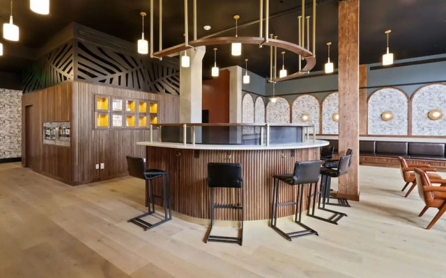 Roami at The Brassline