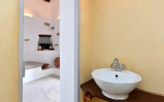 Kastro Cozy Guesthouse