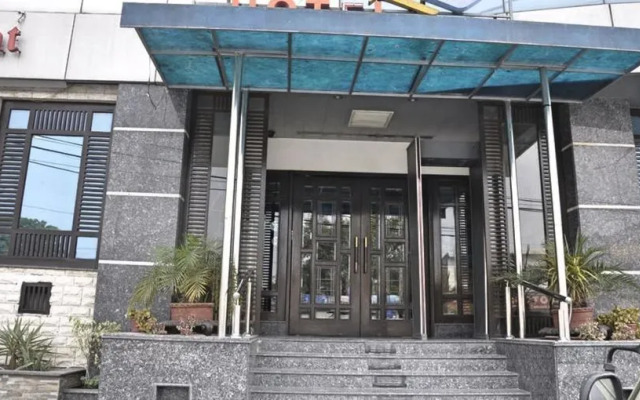 Heaven Hotel