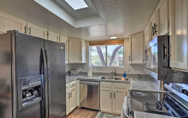 Tucson Foothills Oasis Near Hiking Trails!