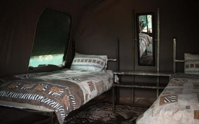 Sweet Thorn Retreat Airport Lodge