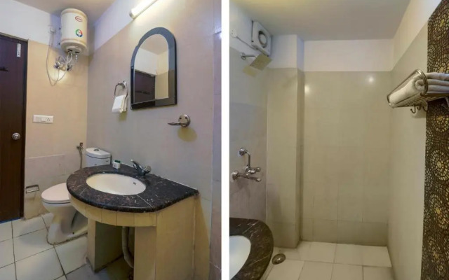 Oyo 47457 Hotel Amber Palace