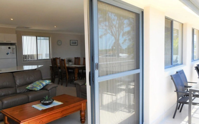 Turtle Grove Unit No 5 at South West Rocks