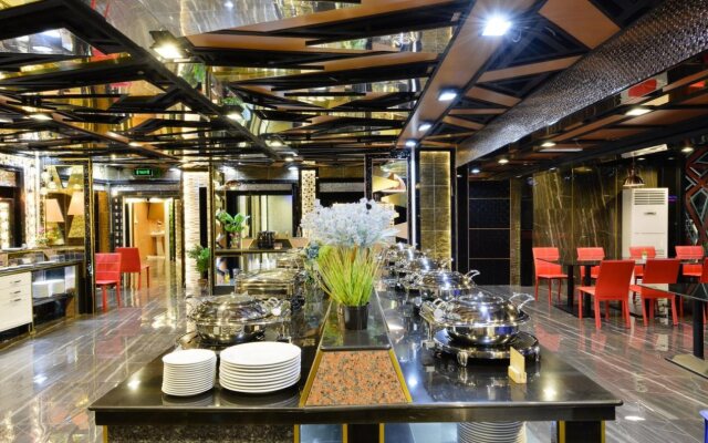Media Hotel & Residence