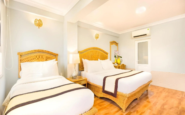 Отель Spring House