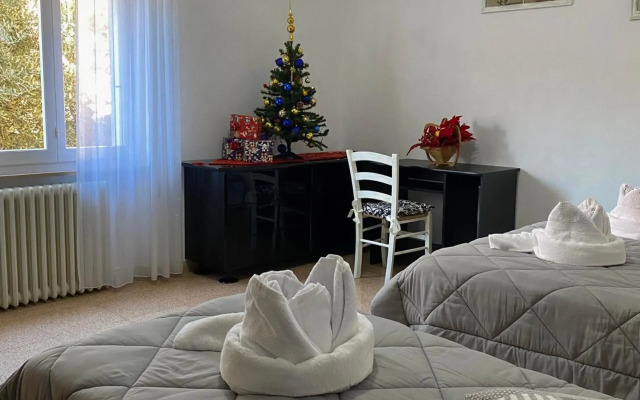 Casa Vacanza Lilia vicino la Stazione e Caserma
