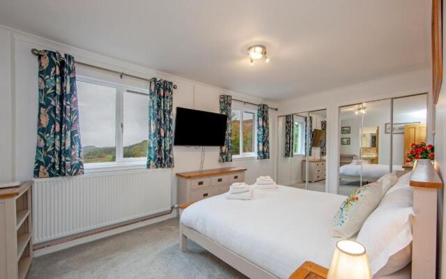 5 bed house near Oban
