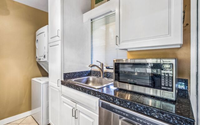 Hale Aloha 2 Bedroom Condo