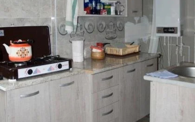 Rachvela's Guest House
