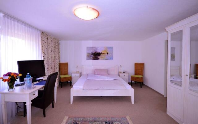 Alpha Hotel Garni