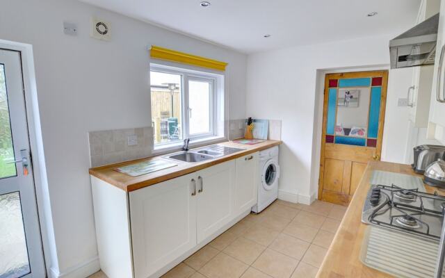 Ideally Located Holiday Home near Cardiff