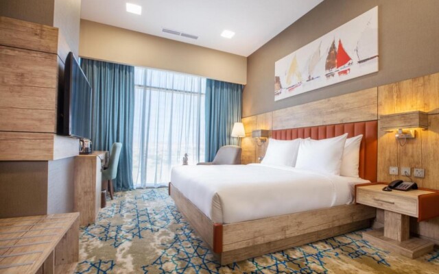 Waves Umluj Hotel