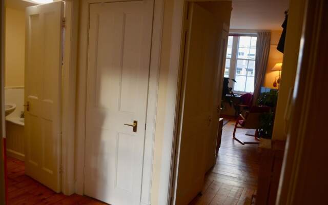 1 Bedroom Flat In Edinburgh