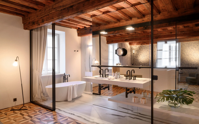 Zlata Ladjica Boutique Hotel