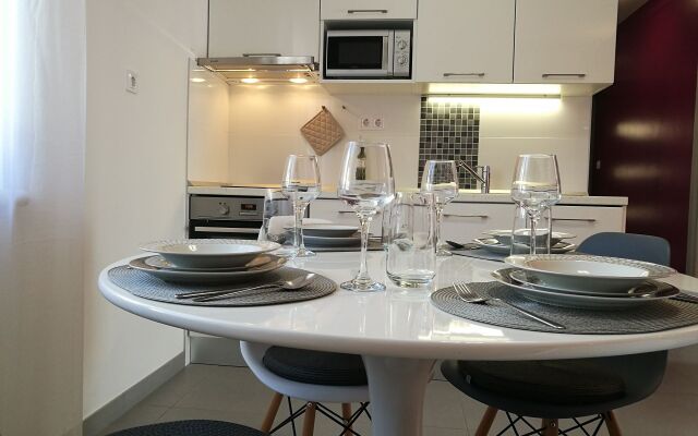 Apartment Ton - 200m from the sea: A2 Bol, Island Brac